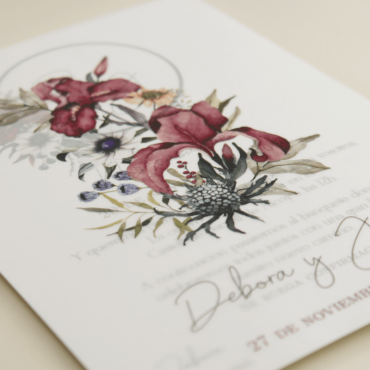 detalle Invitacion de boda con papel vegetal. Veladura papel vegetal. Invitacion original con flores de acuarela. Mod Lom II