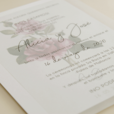 detalle invitacion de boda con veladura de papel vegetal. invitacion de papel vegetal. invitacion de boda Estambull III